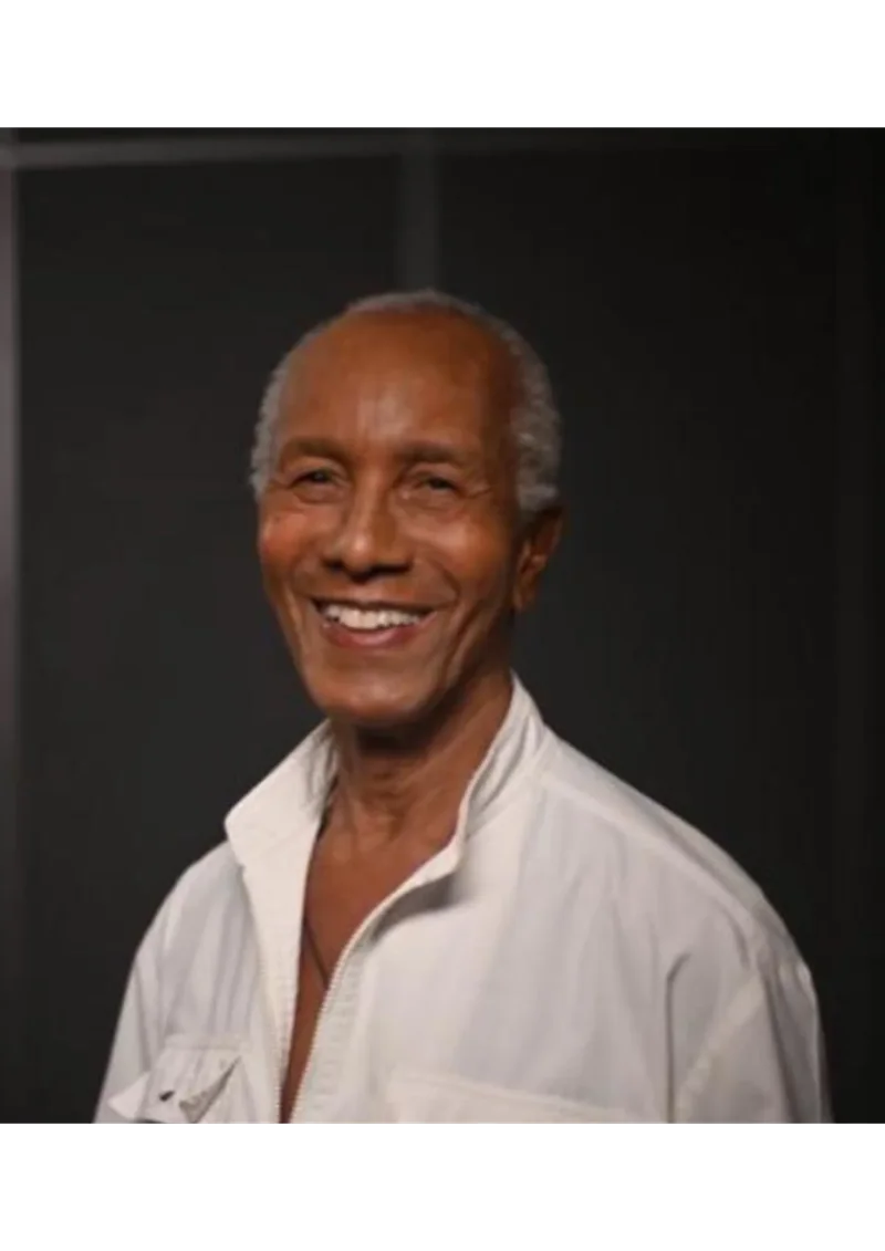 Ronnie Burke portrait